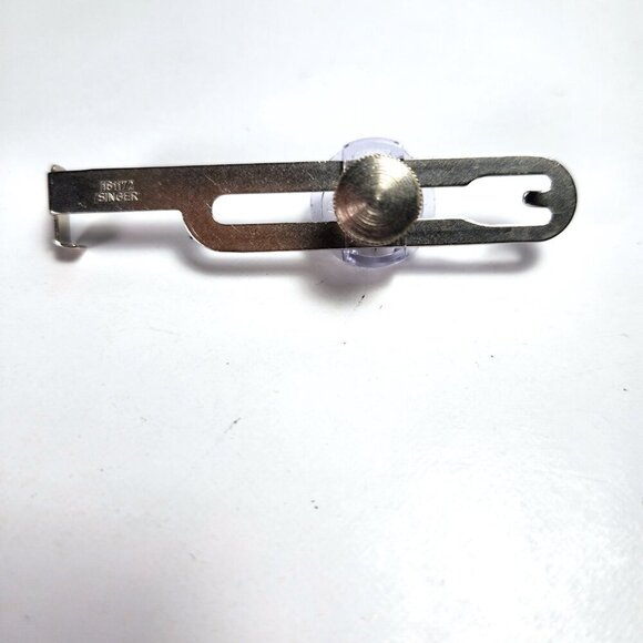 Singer Adjustable Seam Guide 161172 Vintage Sewing Machine Attachment - Picture 2 of 4